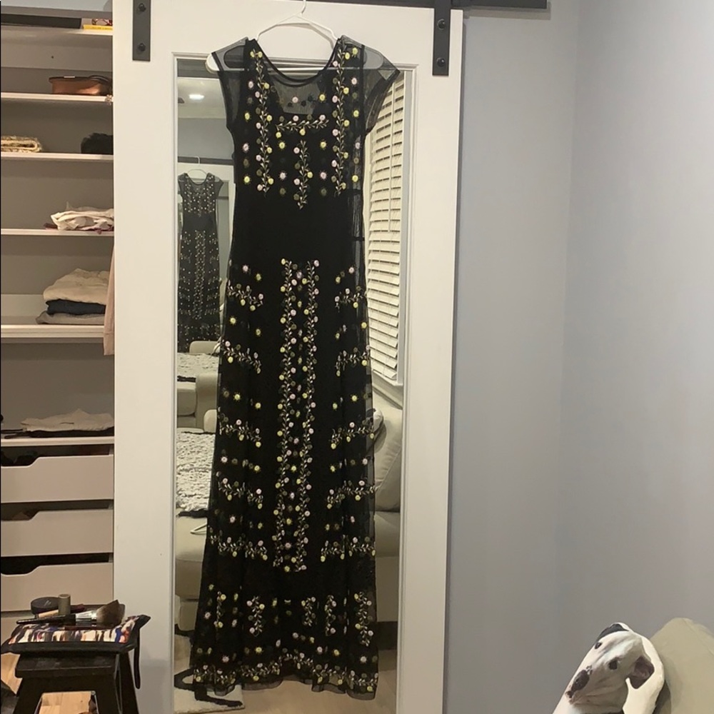 FRENCH CONNECTION FLORAL MAXI DRESS
